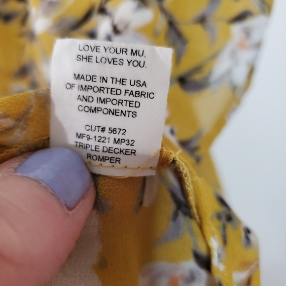 Show Me Your MuMu Triple Decker Romper Size Small - Picture 10 of 15